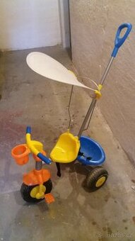 Tříkolka s vodící tyčí