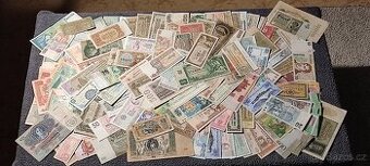 HODNĚ BANKOVEK PO SBĚRATELI 210Ks