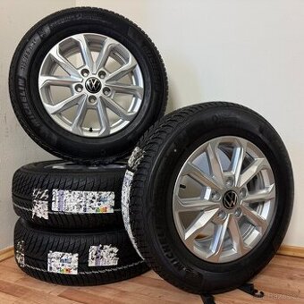 VW T7 MULTIVAN 5x120 R16 ET60+ZIMNÍ 215/65R16 7,5mm
