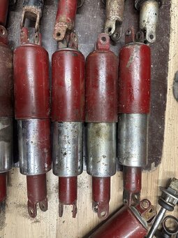 Predám zadní tlumiče na motocykle JAWA ČZ 125 175 250 350 -