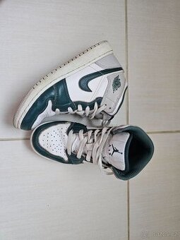Prodám kotníkové boty Nike Jordan vel. 36