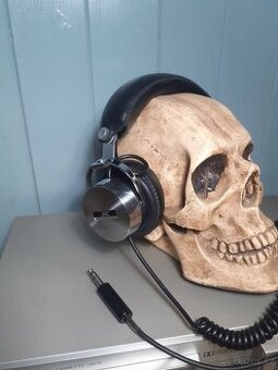 Sluchátka JVC sth-2000e