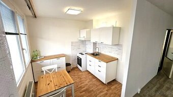 PRODEJ družstevního bytu 2+kk, Hrdlovská 642, Osek