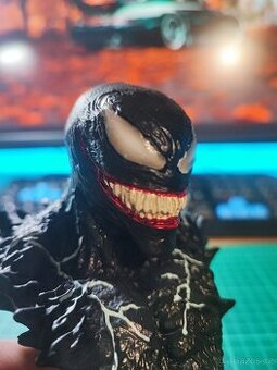 Figurka / Soška Marvel Venom
