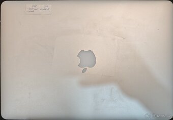 MacBook Pro 15" Mid 2015 – zásah kapalinou, na náhradní díl