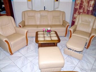 rozkládací kožená sedací souprava 3+1+1+ taburet