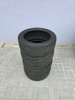 225/45/17 zimní pneumatiky Dunlop Winter Sport 5