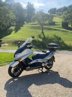 Yamaha TMAX 500, r. v. 2003 – 29 828 km