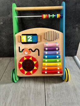 Chodítko dřevěné