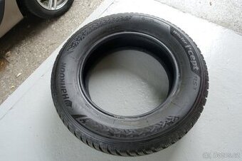 215/65/16 HANKOOK CEPT RS3   8mm