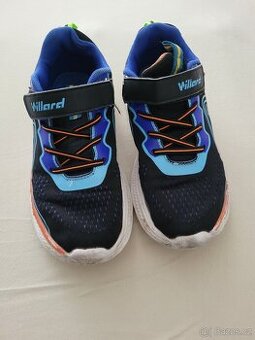 Sportovní boty pro kluka, v. 35