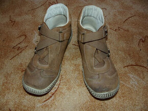 Celoroční boty vel. 34
