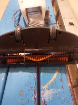 (((. TYČOVÝ VYSAVAČ ELECTROLUX. )))