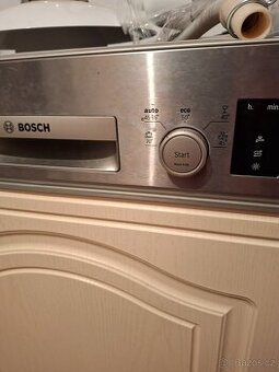 Prodám vestavěnou myčku Bosch