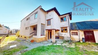 Prodej rodinného domu se stodolou a stavební parcelou, Píšť 