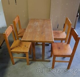 Dřevěná masivní sestava stůl + 4x židle