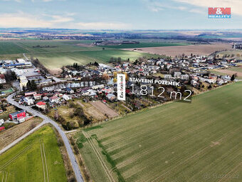Prodej pozemku k bydlení, 1812 m², Holasovice, část Loděnice