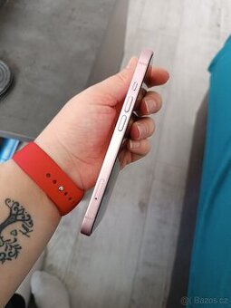 iPhone 15 128GB