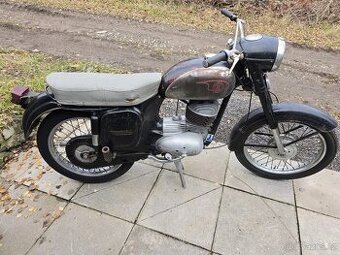 ČZ 250 Sport - 1