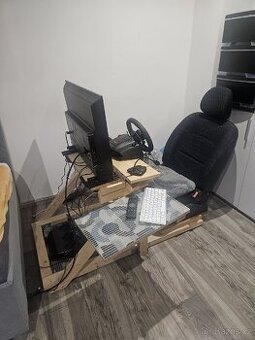 Volant Logitech G29 + ruční výroba kokpitu