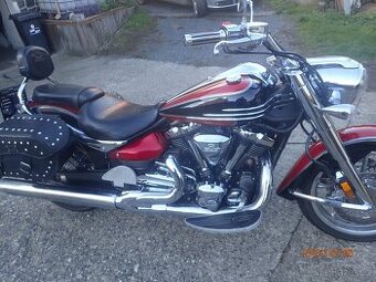 Yamaha XV 1900Midnight Star