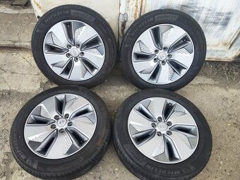 17"letní alu sada 5x114 origo Hyundai Kona 215/55 Michelin