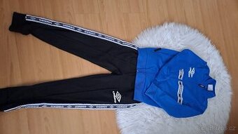 Vel. 146, Umbro - 1