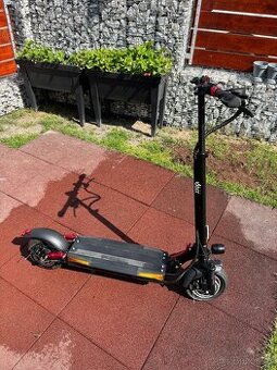 Koloběžka City Boss GV5L