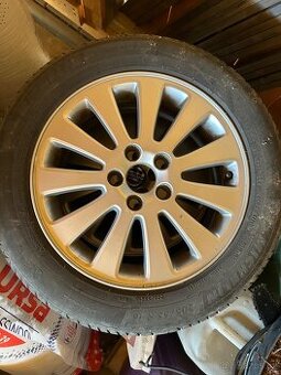 Prodám kola na Volvo v50 205 55 16 letní