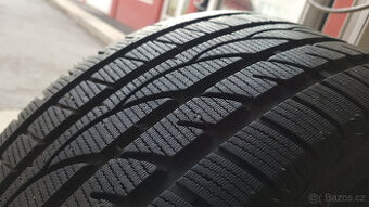 90% zimní pneu 245/45/18 XL, sada, levně