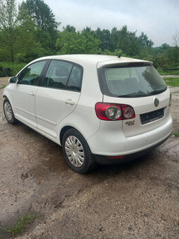 Prodám Volkswagen Golf Plus 1.4 59kw havarovany 71000km