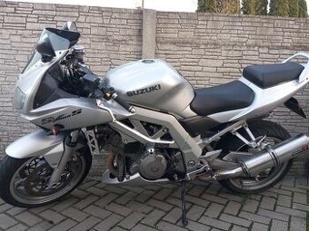 Suzuki SV 1000