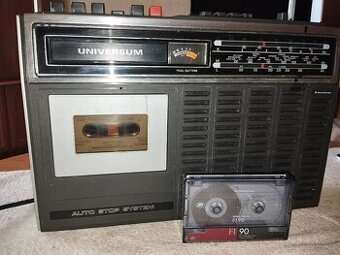 Radiomagnetofon Universum