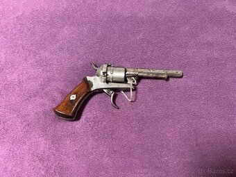 Historický Revolver Lefoš / Lefaucheux - 7 mm