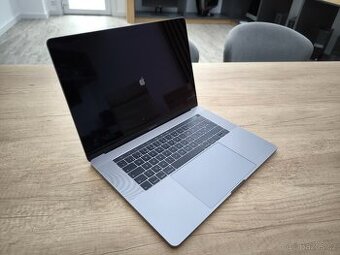Apple MacBook Pro 15 TouchBar (A1990) Space Gray - ZÁRUKA 2