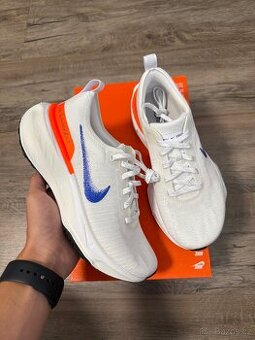 Nike ZoomX Invincible Run 3