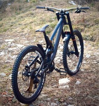 Canyon sender