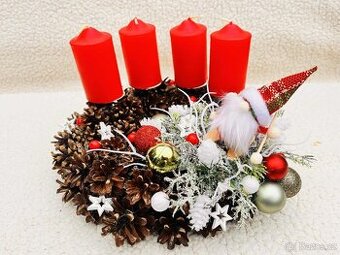Vánoční/Adventní červený věnec