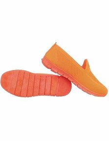 Dámské volnočasové tenisky-Nové-vel.40