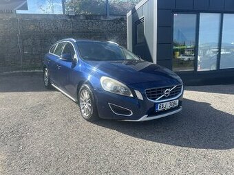 Volvo V60 2011