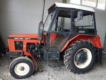 ZETOR 5211.