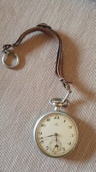 Staré kapesní hodinky Omega
