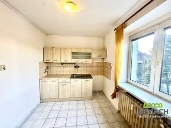 Pronájem bytu 1+1 35 m², Uherské Hradiště, ev.č. 03430