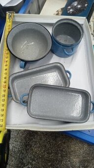 Smaltované nádobí pro panenky