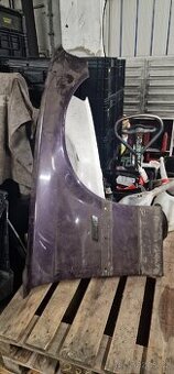 Bmw E36 cabrio přední blatnik