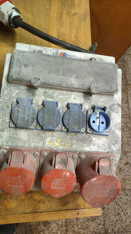 Prodám staveništní rozvaděč 4x230, 3x400