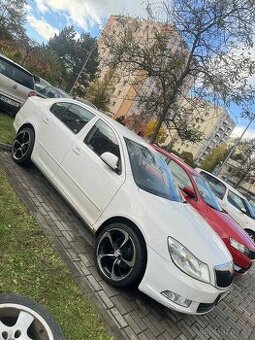 Škoda octavia || 1.6 TDI 2012