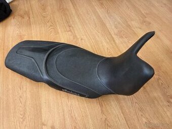 BMW F800GS snizene sedlo