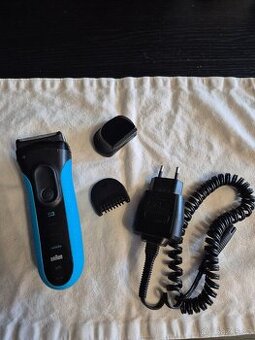 Holící strojek Braun