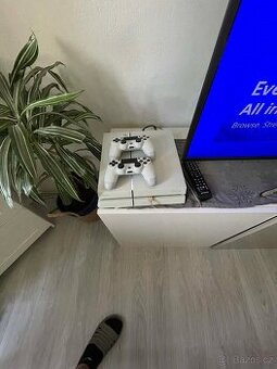 Ps4 bílí